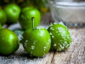 خرید نهال گوجه سبز برغان +قیمت